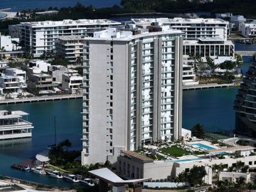 Departamento en  Venta/Renta en Aria Puerto Cancún 2 Recámaras