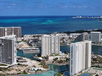 Departamento en  Venta/Renta en Aria Puerto Cancún 2 Recámaras