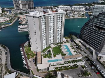 Departamento en  Venta/Renta en Aria Puerto Cancún 2 Recámaras
