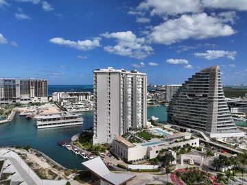 Departamento en  Venta/Renta en Aria Puerto Cancún 2 Recámaras