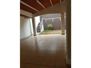 VENDO HERMOSO DUPLEX EN QUINTAS REAES(villa zaita)