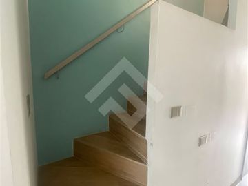Casa en Venta en Av. El Rosal con Cordillera de la costa (Condominio TownHouse Maipu)