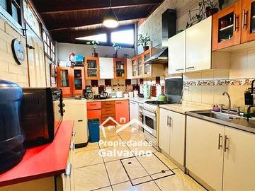Casa en Venta en Villa Santa Maria