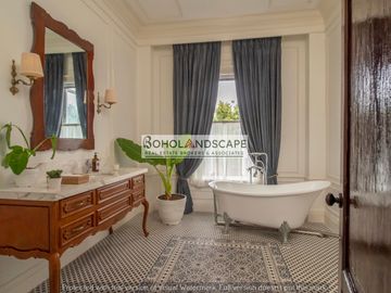Seaview Luxurious House & Lot for Sale located in Catarman,Dauis, Panglao, Bohol