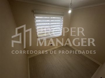 Casa en Venta en Amplia Casa 4D-4B 130m2 + Terraza + Bodega