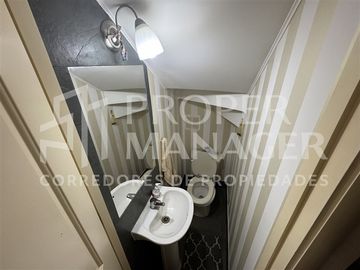 Casa en Venta en Amplia Casa 4D-4B 130m2 + Terraza + Bodega