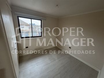 Casa en Venta en Amplia Casa 4D-4B 130m2 + Terraza + Bodega