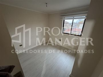 Casa en Venta en Amplia Casa 4D-4B 130m2 + Terraza + Bodega