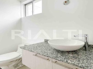 Casa en venta a estrenar, crédito VIP, sector TUMBACO