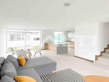 Casa en venta a estrenar, crédito VIP, sector TUMBACO