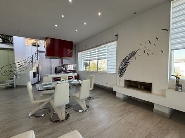 Casa en Venta en Dinastía