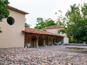 Se vende Finca en Tehuixtla Morelos.- Conoce la naturaleza de Morelos.-