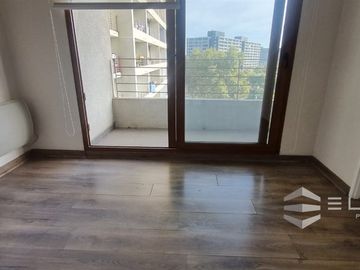 Departamento En Venta De 2 Dorm. En Santiago