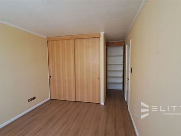 Departamento En Venta De 1 Dorm. En Santiago