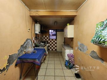 Casa En Venta De 3 Dorm. En Villa Alemana