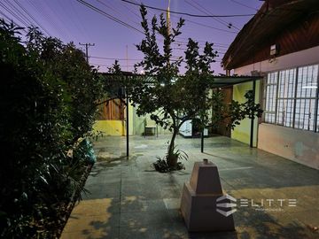 Casa En Venta De 3 Dorm. En Villa Alemana