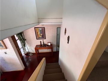 SE VENDE CASA ESQUINA EN VILLA EL INGLES
