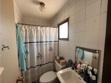 SE VENDE CASA ESQUINA EN VILLA EL INGLES