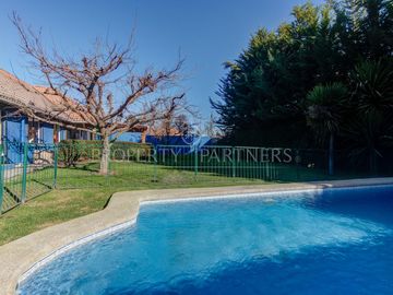 Hermosa casa en Lo Herrera