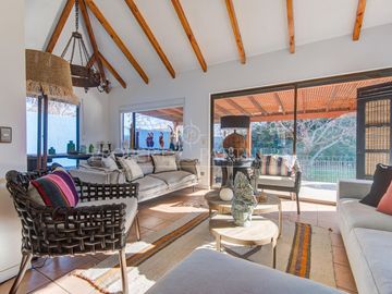 Hermosa casa en Lo Herrera
