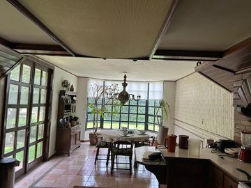 Se Vende Casa en Fraccionamiento Los Cipreces