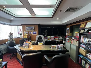 11 Bedroom Office for sale in Thanon Phaya Thai, Bangkok