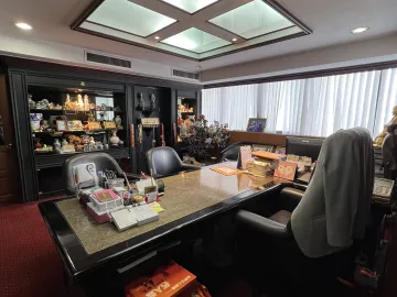 11 Bedroom Office for sale in Thanon Phaya Thai, Bangkok