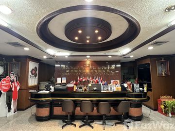 11 Bedroom Office for sale in Thanon Phaya Thai, Bangkok