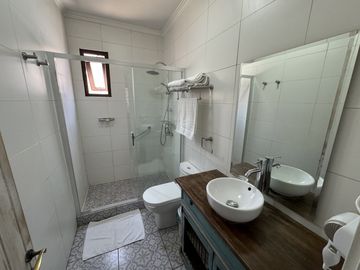 Casa Comercial Metro Parque Bustamante