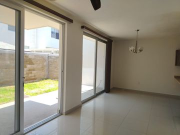 CASA EN VENTA EN COND. EXCLUSIVO BELONA MANZANILLO COLIMA