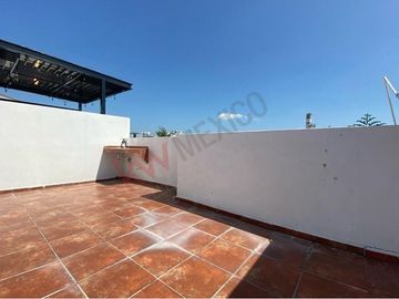 Casa en Venta en Tequesquitengo Club Naútico Teques  C.P. 62915