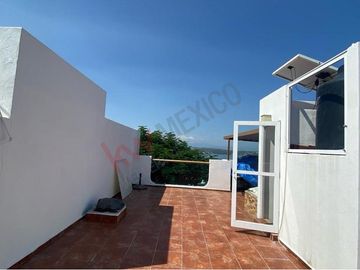 Casa en Venta en Tequesquitengo Club Naútico Teques  C.P. 62915