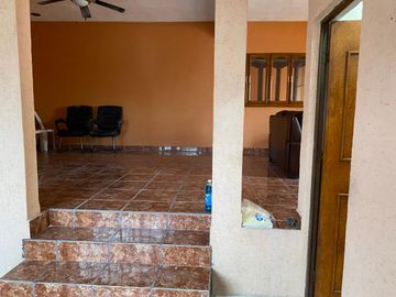 VENTA CASA EN COLONIA RAFAEL CASTELLANOS, GOMEZ PALACIO, DGO.