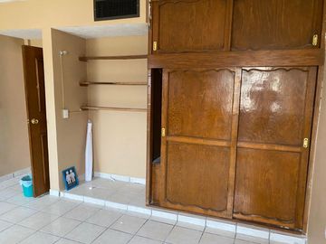 VENTA CASA EN COLONIA RAFAEL CASTELLANOS, GOMEZ PALACIO, DGO.