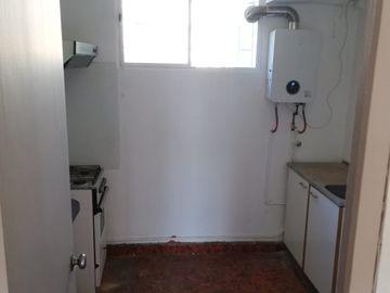 EN VENTA DEPTO CERCANO AL METRO HERNANDO DE MAGALLANES
