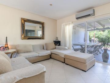 VENTA - CASA 6 AMBIENTES - PISCINA - BOCA RATON COUNTRY LIFE - PILAR -