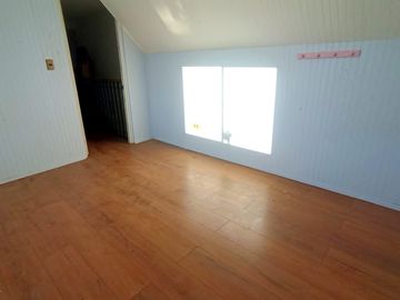 CRISOL HERMOSA CASA, AMPLIA, 4 DORMITORIOS, LIVING, COCINA