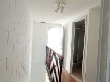 CRISOL HERMOSA CASA, AMPLIA, 4 DORMITORIOS, LIVING, COCINA