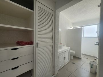 INCREIBLE PENTHOUSE CON VISTA IMPRESIONANTE A LA BAHIA DE SANTA LUCIA