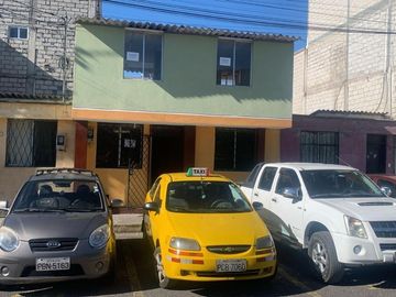 Casa en  QUITUMBE SALVADOR ALLENDE