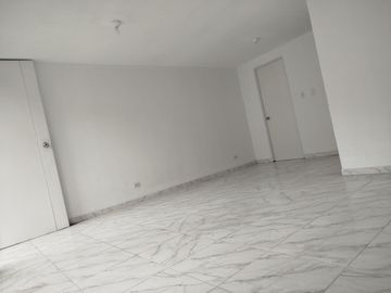 CASA EN VENTA EN CONJUNTO 