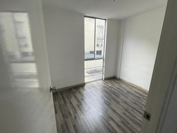 CASA EN VENTA EN CONJUNTO 