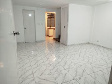 CASA EN VENTA EN CONJUNTO 