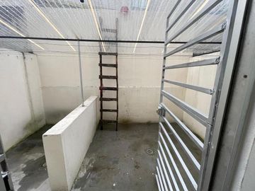 CASA EN VENTA EN CONJUNTO 
