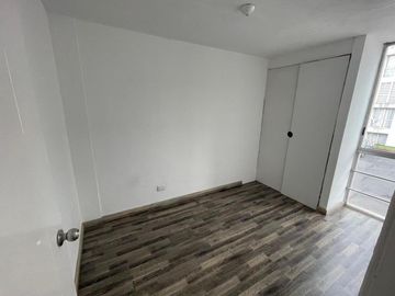 CASA EN VENTA EN CONJUNTO 
