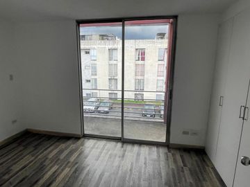 CASA EN VENTA EN CONJUNTO 