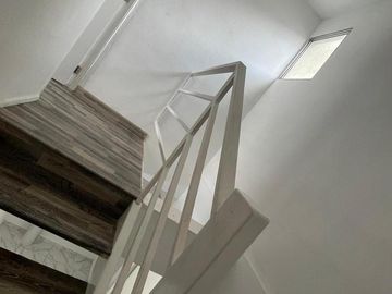 CASA EN VENTA EN CONJUNTO 