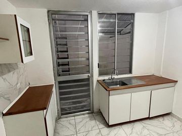 CASA EN VENTA EN CONJUNTO 