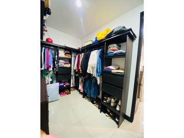 VENTA DE APARTAMENTO EDIFICIO MONJUIC SANTA TERESITA CALI VALLE