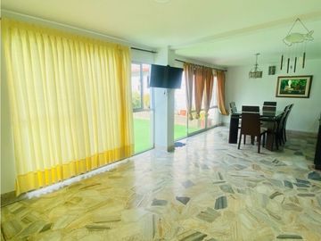 VENTA DE CASA EXTERNA EN LAS VEGAS MAYAPAN CALI VALLE
